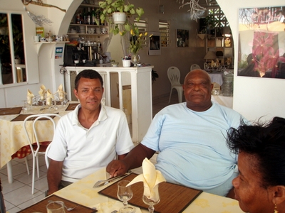 Pat et son tonton Jean.JPG